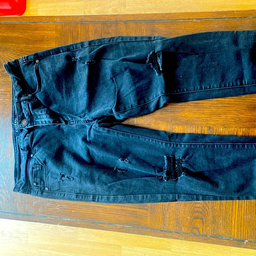 Black distressed skinny jeans size 11